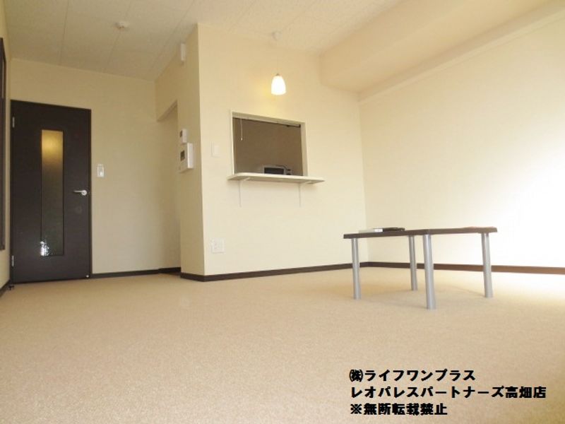 レオネクストアビテ 居間