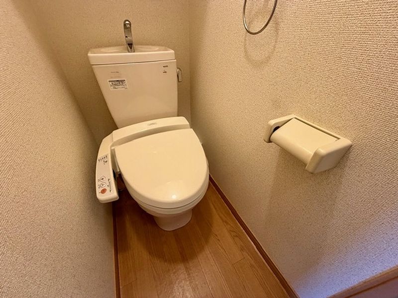 レオパレスねむの木 トイレ