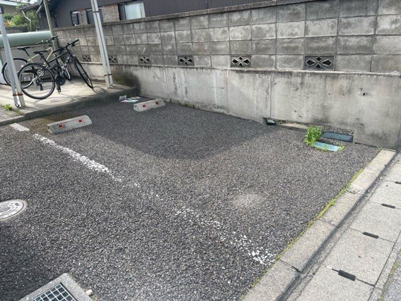 レオパレスＦｌｏｒＴａｉｌ 駐車場