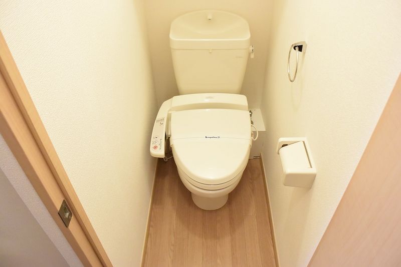 レオパレス上野東 トイレ