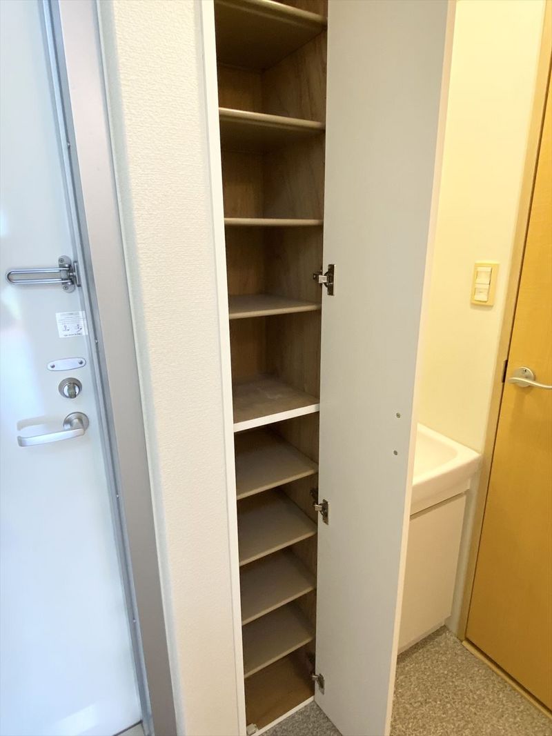 レオパレスよしたけ 収納