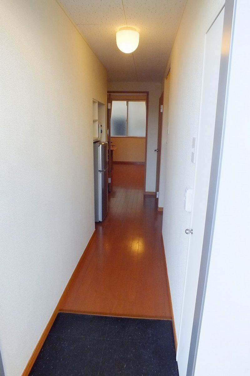 レオパレス追分台Ｂ 玄関