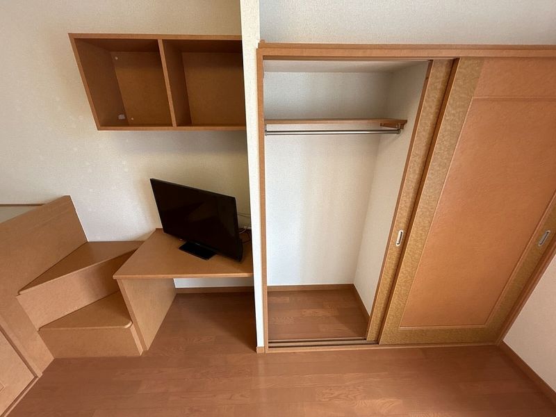 レオパレス日の出 収納