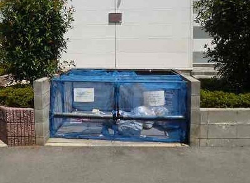 レオパレスユニバサイド黒髪 共用部分