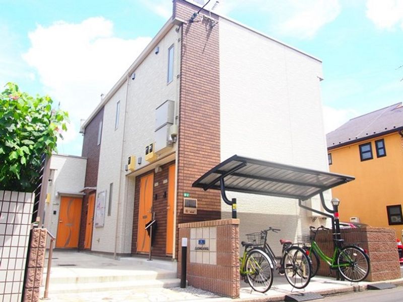 CLEINO HIRO Shared spaces