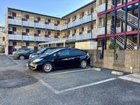 leopalace Irodori II Parking lot