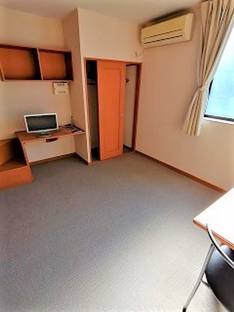 レオパレスＳＡＳＡＫＡ 居間