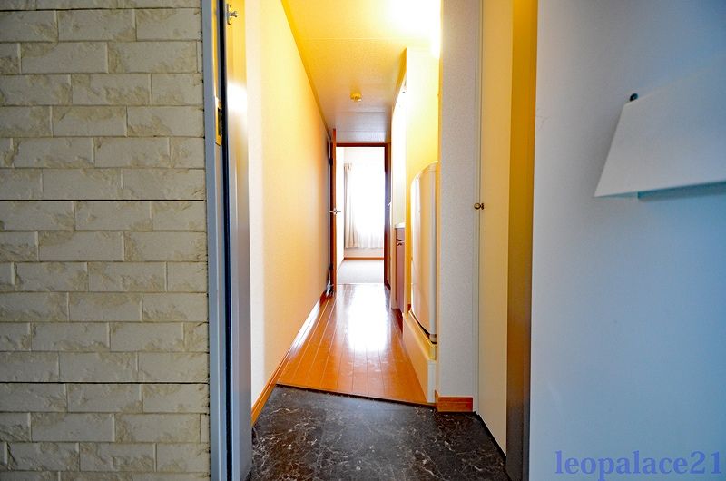 leopalace Meega II Entrance