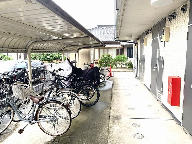 レオパレス緑町Ⅱ 駐車場