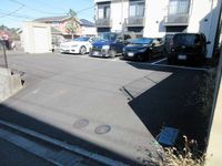 レオネクストペイサージュ 駐車場