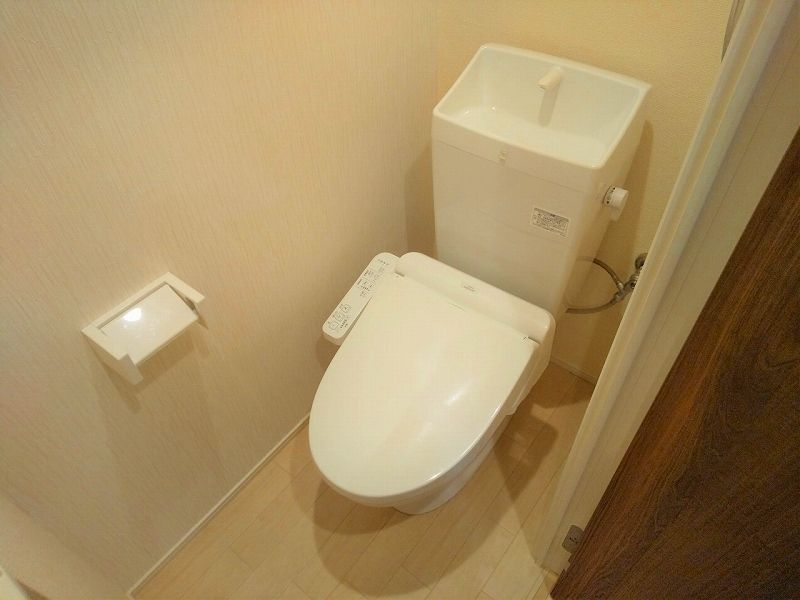 レオパレスイレブン トイレ