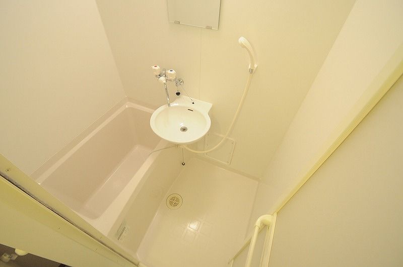 レオパレス潮見台Ⅱ 洗面所