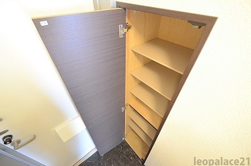 レオネクストドゥ　エトワール 玄関