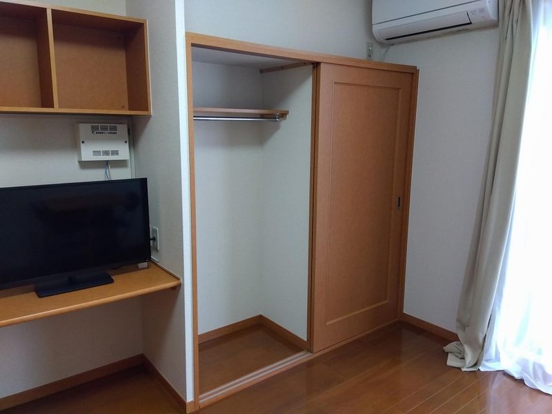 レオパレス桜坂 収納