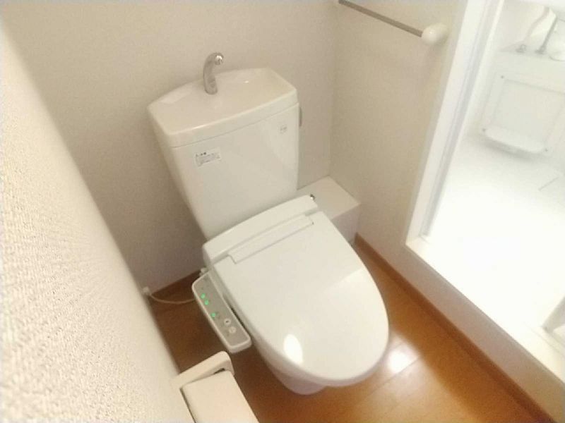 レオパレスクレール トイレ