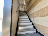 レオパレス信濃 エントランス