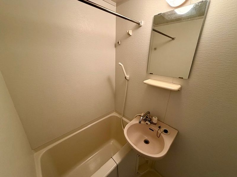 レオパレスブルーホワイト 風呂