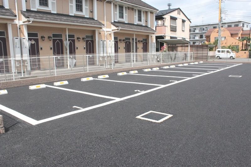 クレイノフラグランス 駐車場