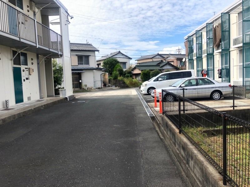 レオパレス前川１ 駐車場