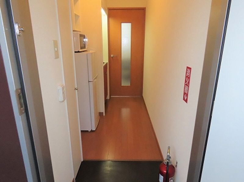レオパレス藤 玄関