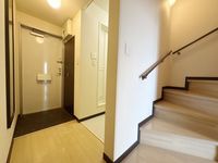 レオネクストラパン美園Ｂ 玄関