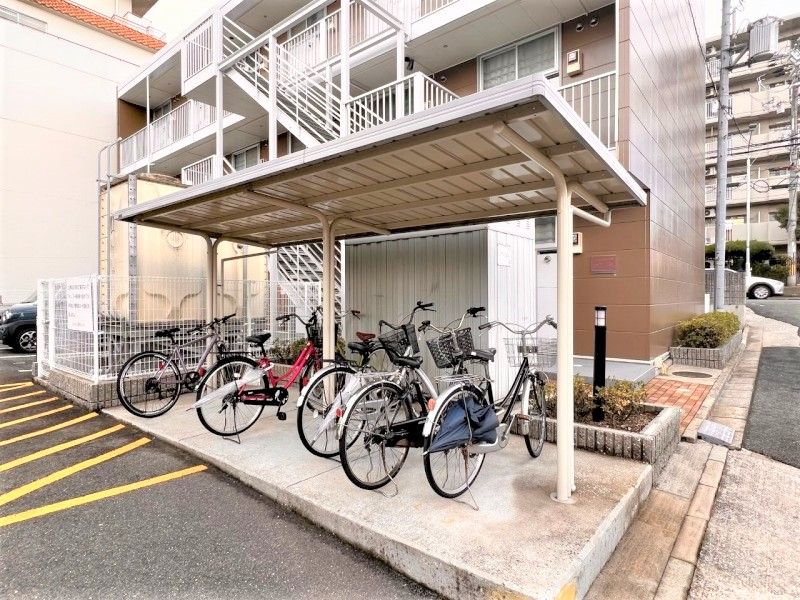 レオパレスシャトー花園 共用部分