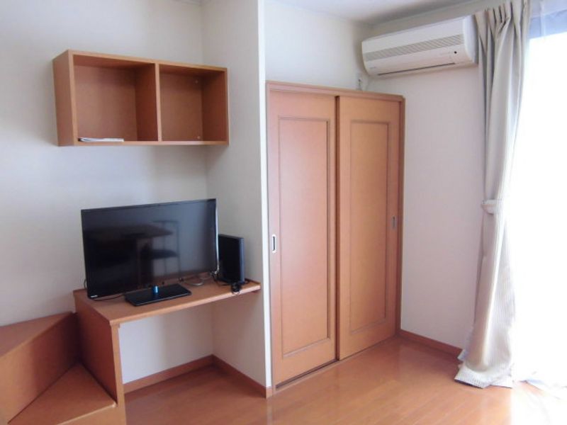 レオパレス北屋敷Ⅱ 居間