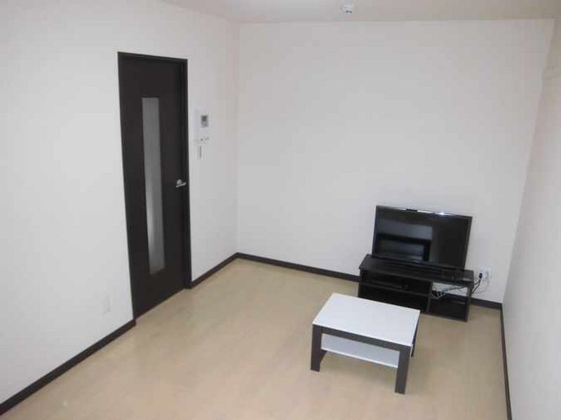 レオネクストＯＴＡＮＩ　Ⅲ 居間