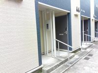 レオネクストディアベルジュⅡ エントランス