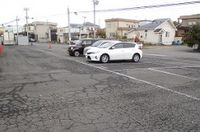レオパレスドゥーエ安原 駐車場