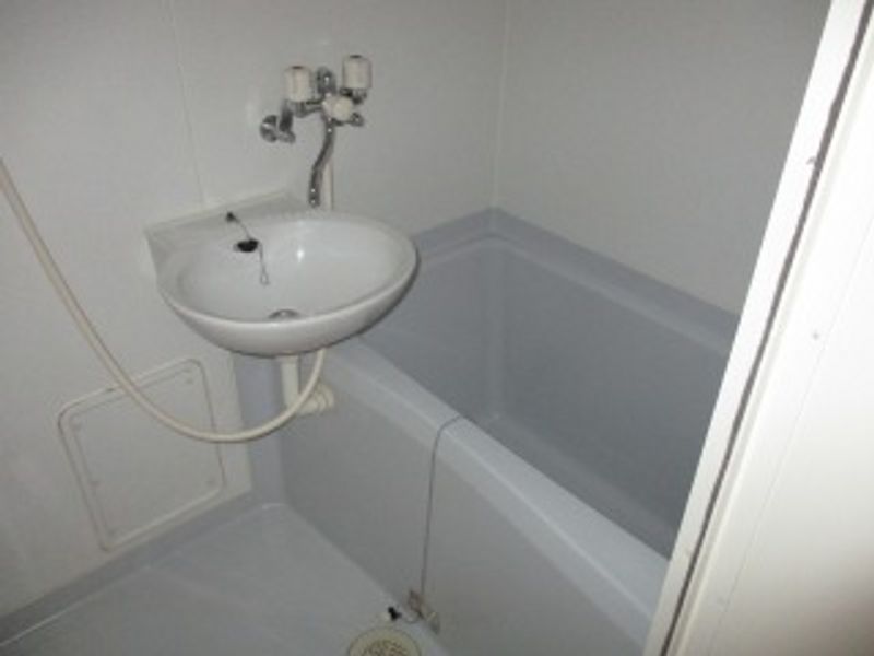 レオパレスＨＡＰＰＹ　平和 洗面所