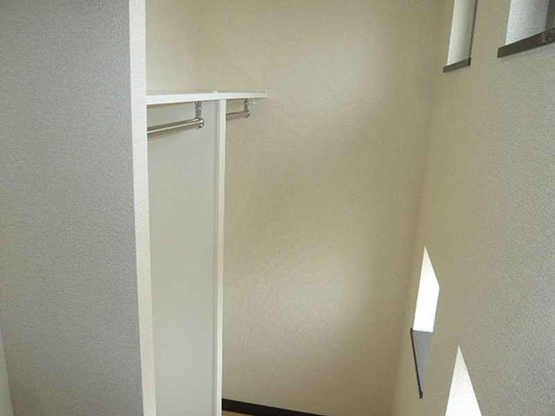 レオネクストハピネスしだみ 収納