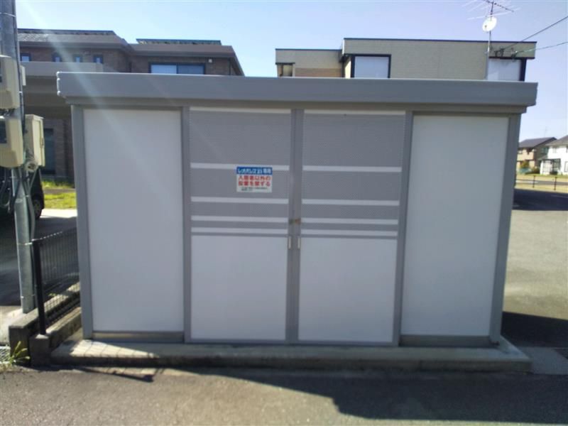 レオパレス西荒屋 共用部分