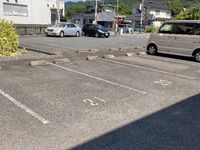 レオパレスコート　ダジュール 駐車場