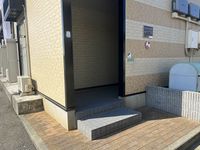 レオパレスＬｉｇｈｔｌｉｆｅⅢ エントランス