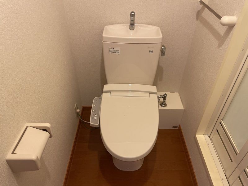 レオパレスひまわり トイレ