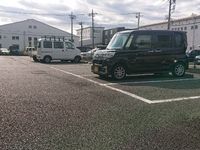 レオパレスプェルタ・デル・ソル 駐車場