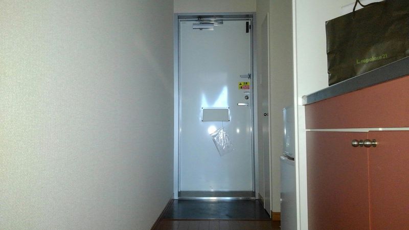レオパレス太一 玄関