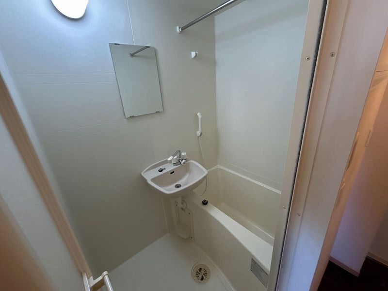 leopalace Big Hello Bathroom