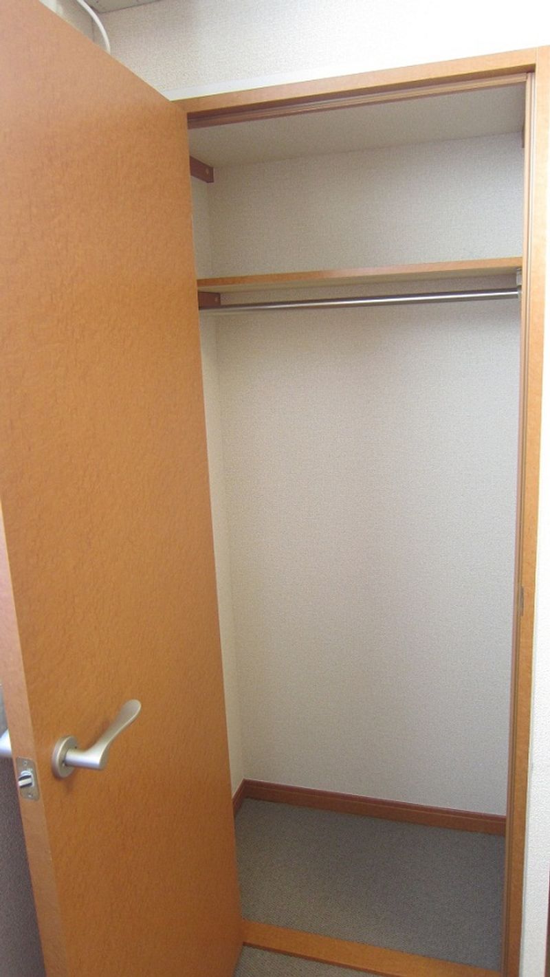 レオパレスグランツⅢ 収納