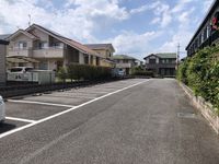 レオパレス輝 駐車場