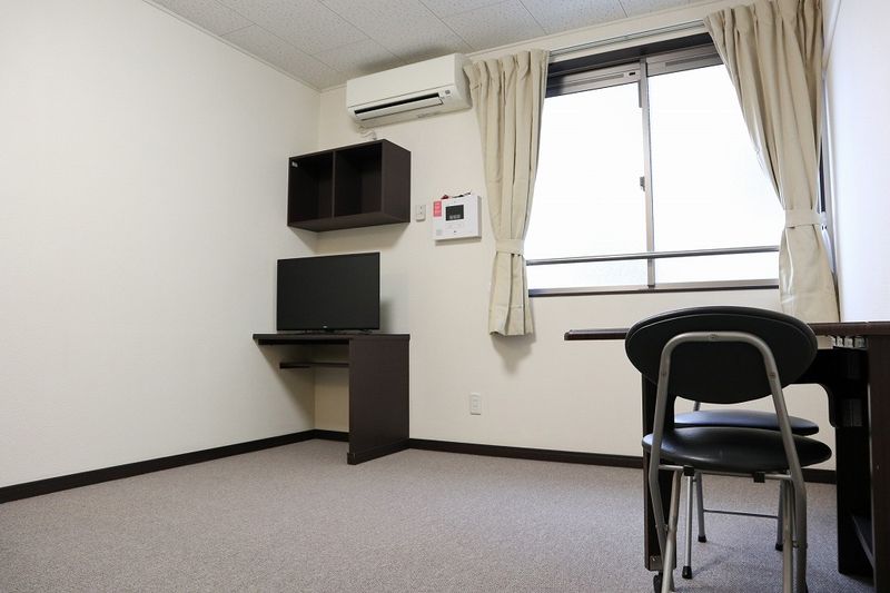 レオネクスト黄瀬川 居間