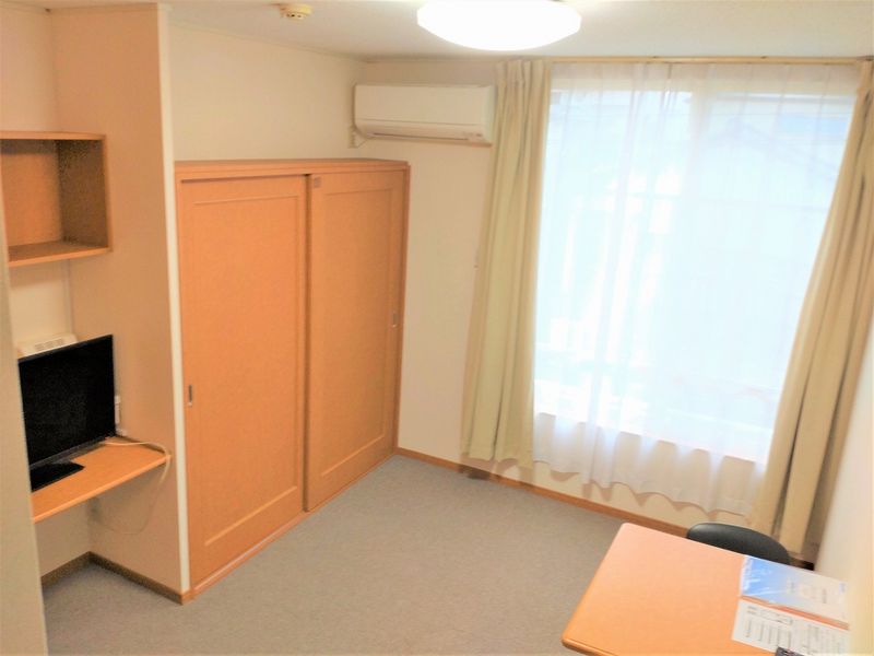 レオパレスセイバー 居間