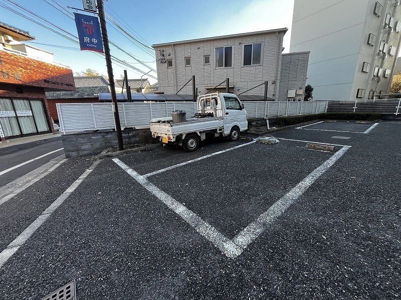 レオパレスマウンフィール 駐車場