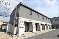 レオパレスナップ　シャンブル エントランス
