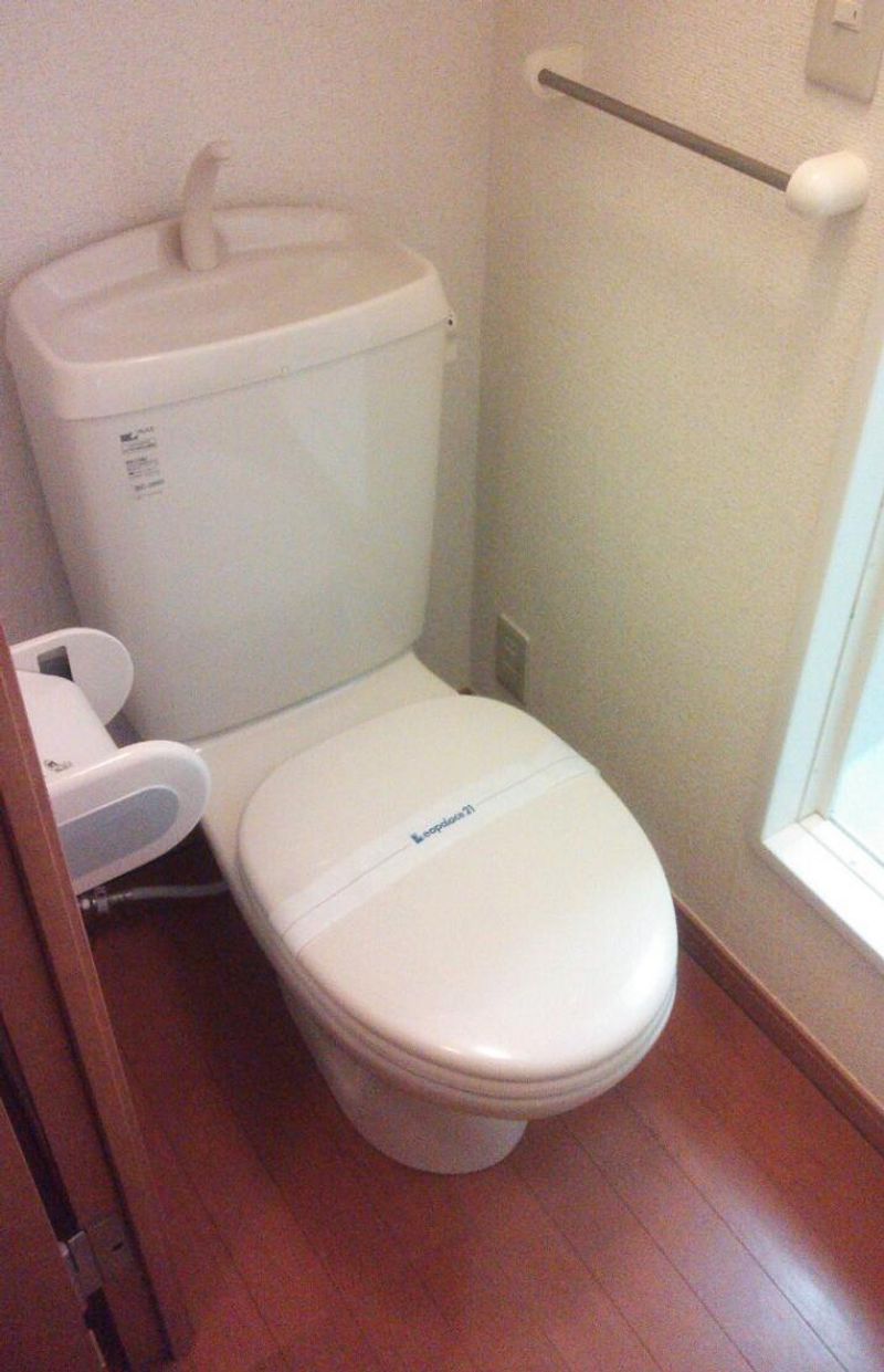 レオパレスＫＥＩ トイレ
