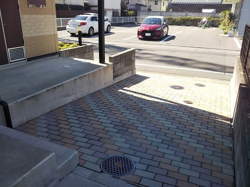 レオパレス南江戸 エントランス