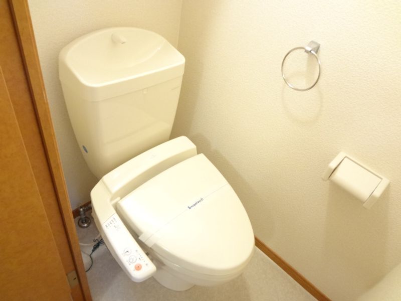 レオパレスれんげ トイレ