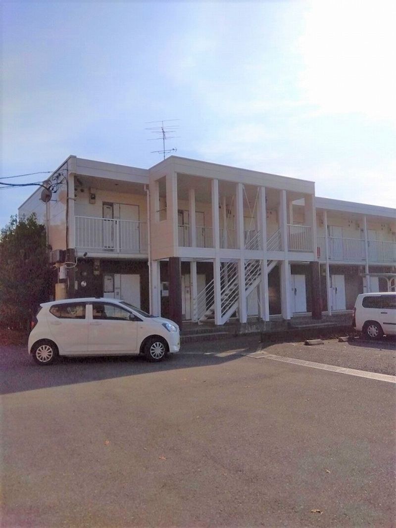レオパレスフルールⅠ 外観