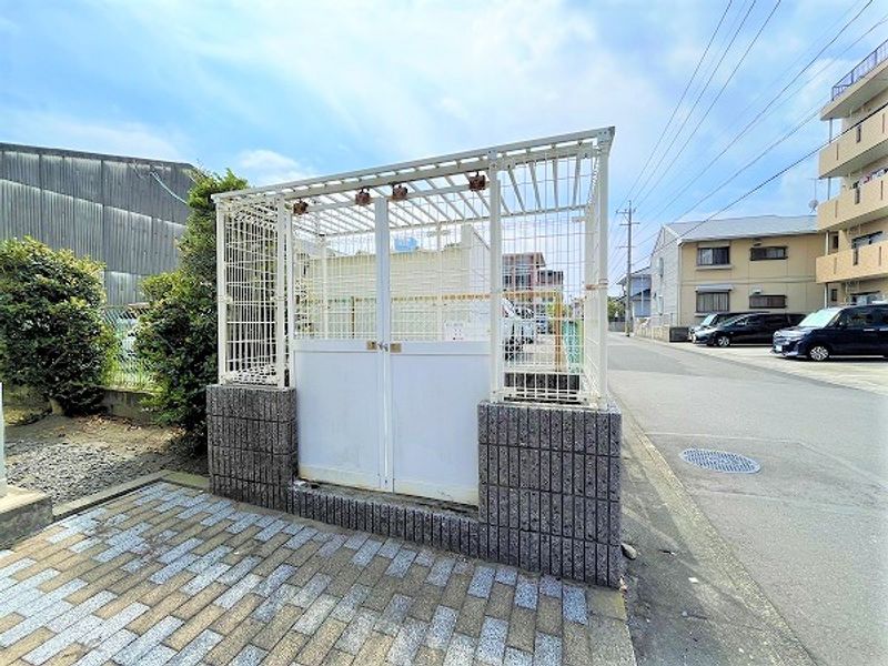 レオパレス黎明 共用部分